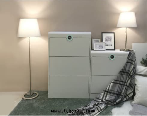 RootSense根元(yuán)智能(néng)鞋(xié)櫃-Footies:别讓你的(de)鞋(xié)子把(bǎ)它(tā)的(de)委屈傾訴给了(le)你的(de)腳(jiǎo)丫