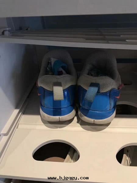 大(dà)V媽媽體(tǐ)验(yàn)報告RootSense根元(yuán)智能(néng)鞋(xié)櫃護理(lǐ)機(jī)day1