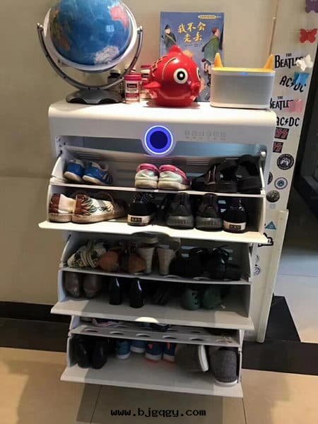 大(dà)V媽媽體(tǐ)验(yàn)報告RootSense根元(yuán)智能(néng)鞋(xié)櫃護理(lǐ)機(jī)day1