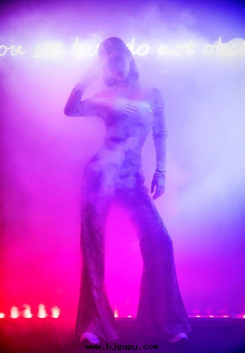 鞋(xié)控SHOEKONG,根(gēn)元超级鞋(xié)盒,百(bǎi)万抽獎,鞋(xié)牆(qiáng),照明(míng)鞋(xié)盒