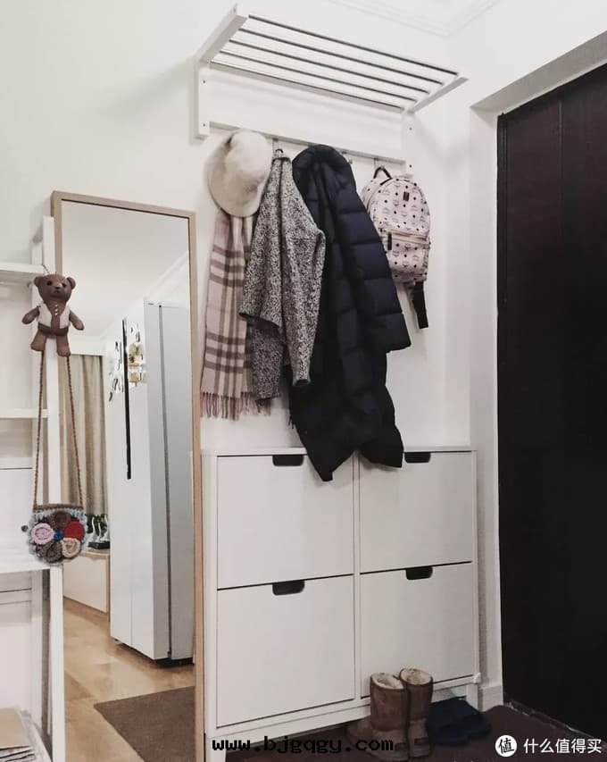 裝(zhuāng)鞋(xié)柜时(shí)，記(jì)得多(duō)花(huā)點(diǎn)錢(qián)这(zhè)樣(yàng)裝(zhuāng)，誰(shéi)用(yòng)都说(shuō)實(shí)用(yòng)！